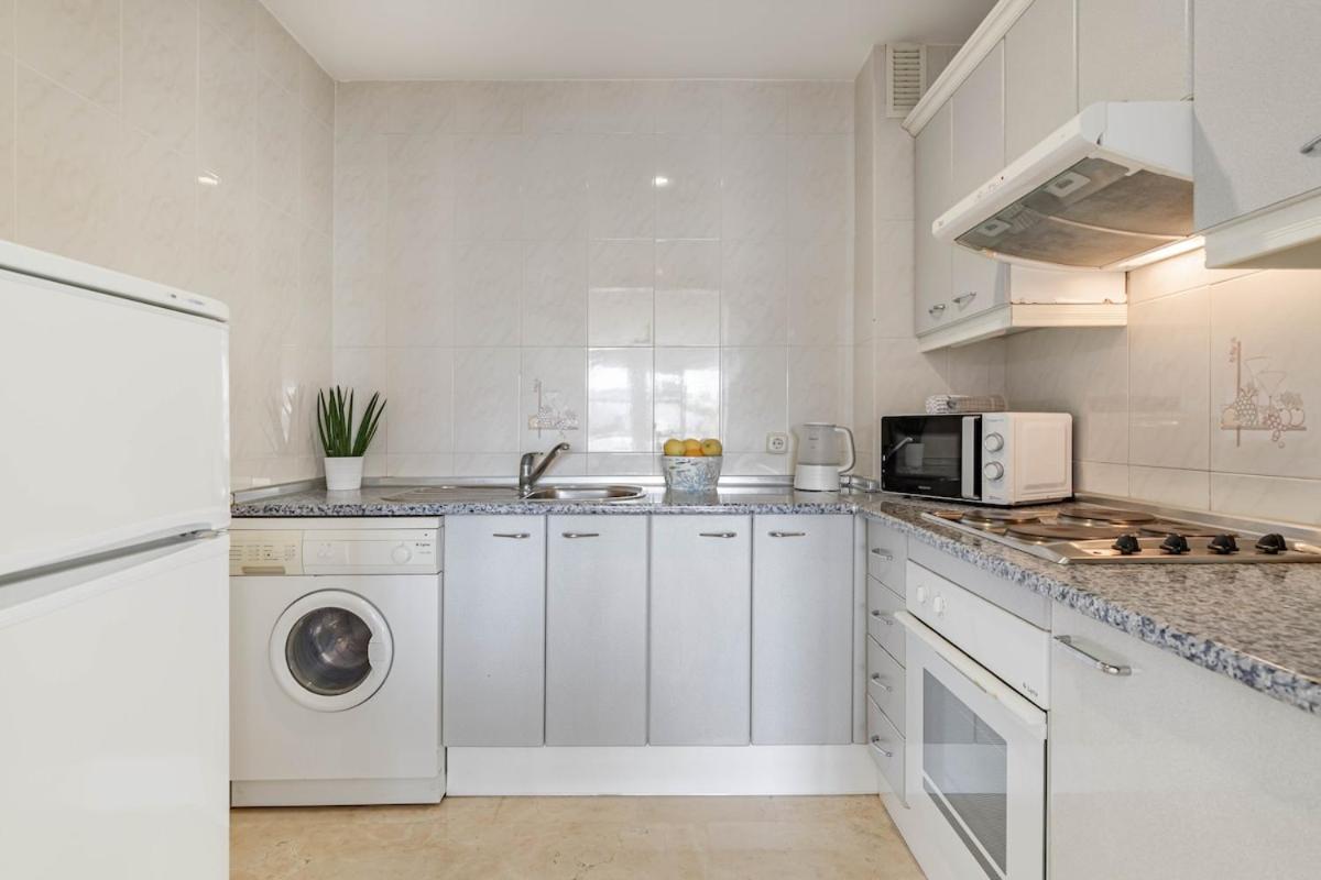Stylish One Bed Apartment At Matchroom Country Club Фуенхірола Екстер'єр фото